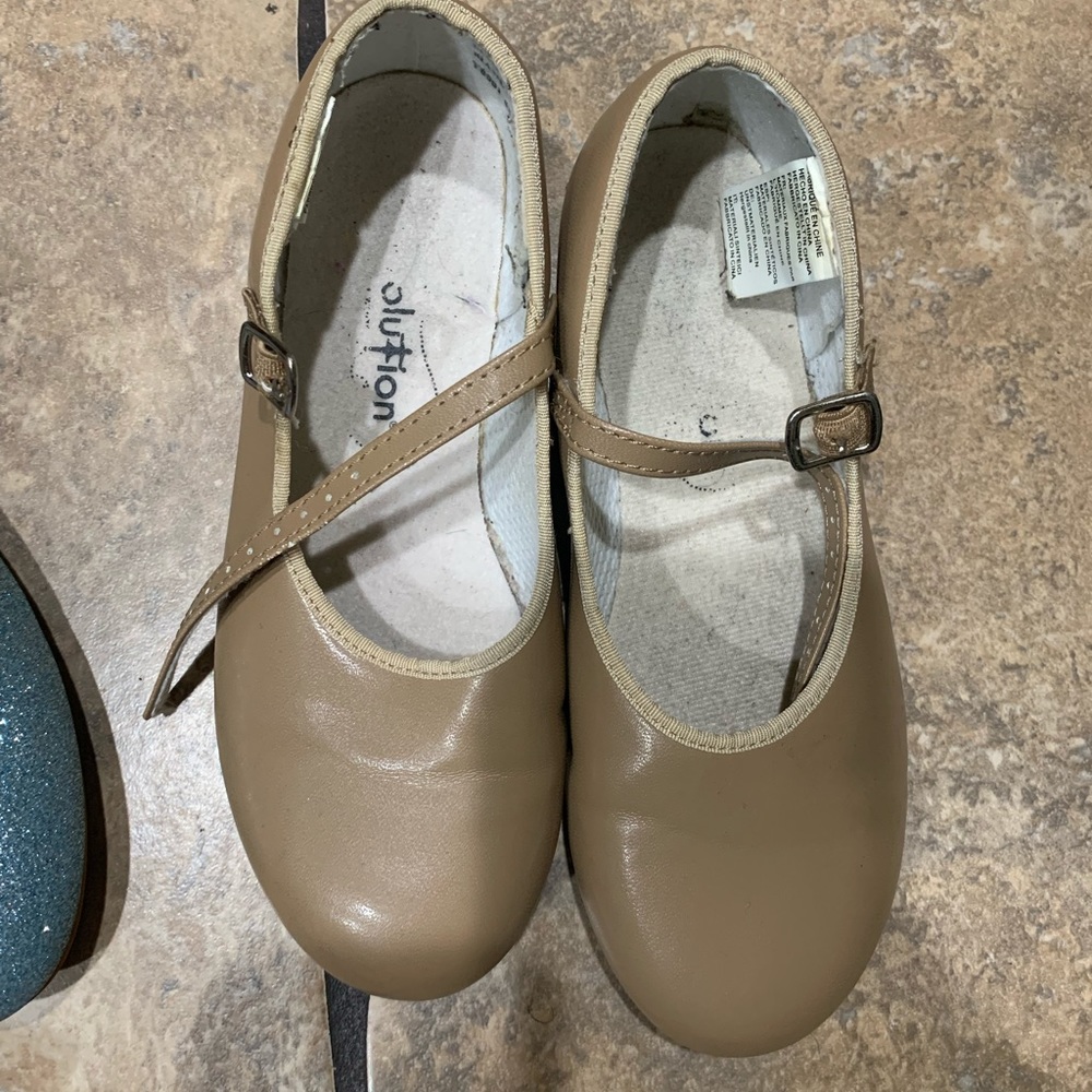 Tan Tap Shoes SIZE 1